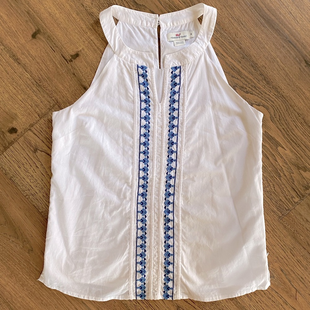 Vineyard Vines white embroidered sleeveless blouse